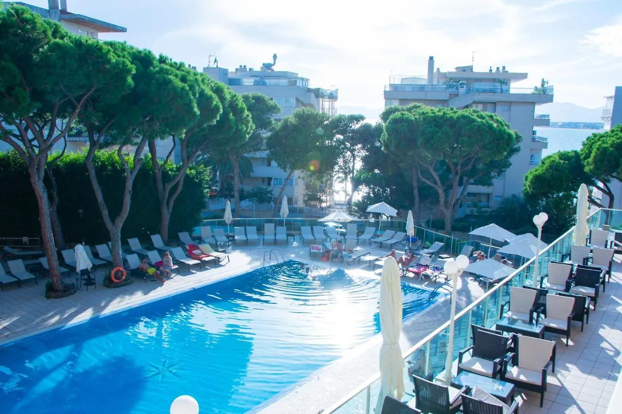 Hotel Las Vegas Salou 4*,